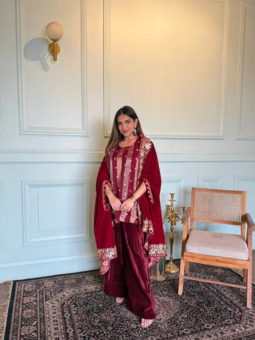Noira Goldleaf Ethnic winter Set-RED