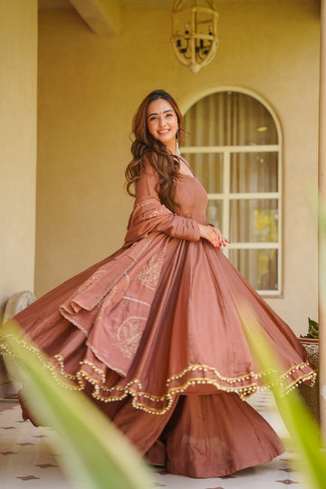 Vedyanshi Anarkali Suit Set