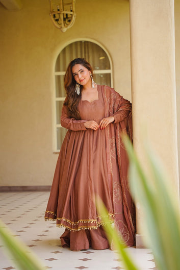 Vedyanshi Anarkali Suit Set