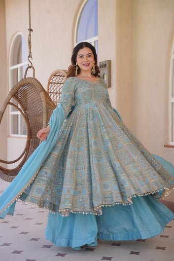 Vyomanshi Heavy Embroidered Anarkali Suit Set